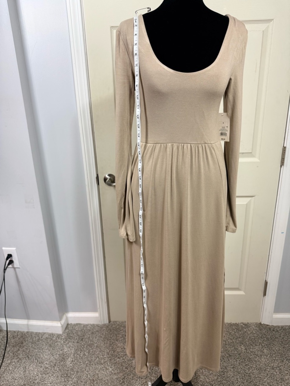 a new day - Scoop Neck Long Sleeve Maxi Dress - Picture 6 of 10